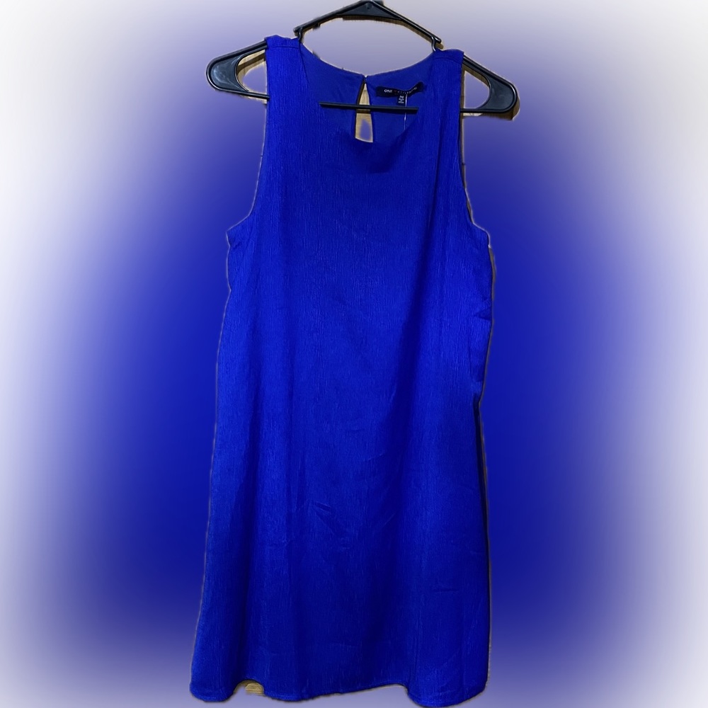 ๐One โค๏ธ Clothing, Los Angeles, Size Medium, Color Royal Blue, Sleeveless Dress - Picture 1 of 10